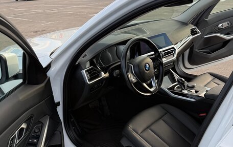 BMW 3 серия, 2020 год, 3 490 000 рублей, 10 фотография