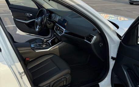 BMW 3 серия, 2020 год, 3 490 000 рублей, 9 фотография