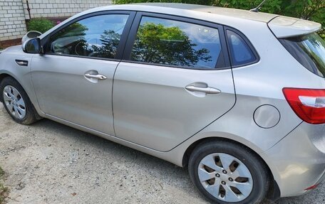 KIA Rio III рестайлинг, 2014 год, 990 000 рублей, 5 фотография