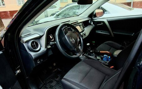 Toyota RAV4, 2019 год, 2 900 000 рублей, 9 фотография