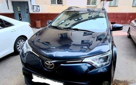Toyota RAV4, 2019 год, 2 900 000 рублей, 2 фотография