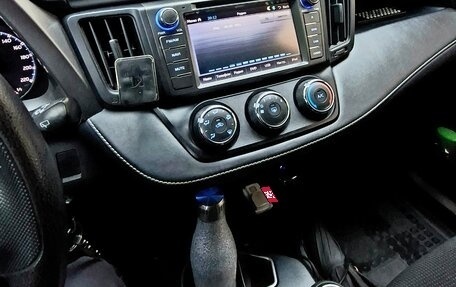 Toyota RAV4, 2019 год, 2 900 000 рублей, 7 фотография