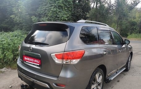 Nissan Pathfinder, 2015 год, 1 900 000 рублей, 4 фотография