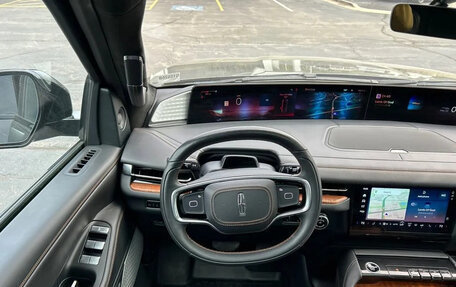 Lincoln Navigator, 2025 год, 16 817 876 рублей, 14 фотография