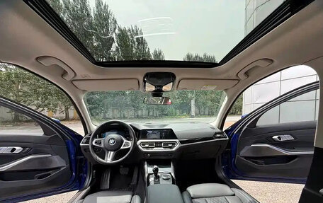 BMW 3 серия, 2021 год, 2 560 000 рублей, 9 фотография