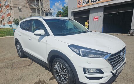 Hyundai Tucson III, 2020 год, 1 880 000 рублей, 2 фотография