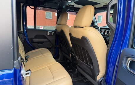 Jeep Wrangler, 2018 год, 4 690 000 рублей, 27 фотография