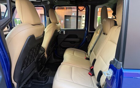 Jeep Wrangler, 2018 год, 4 690 000 рублей, 28 фотография