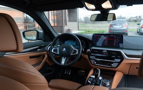 BMW 5 серия, 2021 год, 5 190 000 рублей, 14 фотография