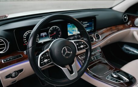 Mercedes-Benz E-Класс, 2019 год, 3 199 000 рублей, 11 фотография