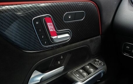 Mercedes-Benz GLB, 2021 год, 3 999 000 рублей, 9 фотография