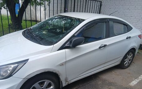 Hyundai Solaris II рестайлинг, 2013 год, 550 000 рублей, 2 фотография