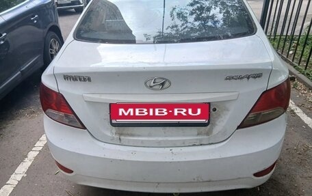 Hyundai Solaris II рестайлинг, 2013 год, 550 000 рублей, 3 фотография