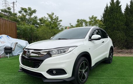 Honda Vezel, 2022 год, 1 610 000 рублей, 3 фотография
