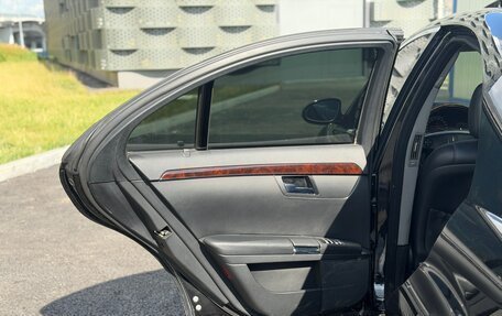 Mercedes-Benz S-Класс, 2005 год, 652 000 рублей, 17 фотография