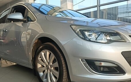 Opel Astra J, 2013 год, 606 000 рублей, 8 фотография