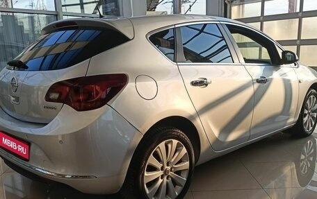 Opel Astra J, 2013 год, 606 000 рублей, 5 фотография