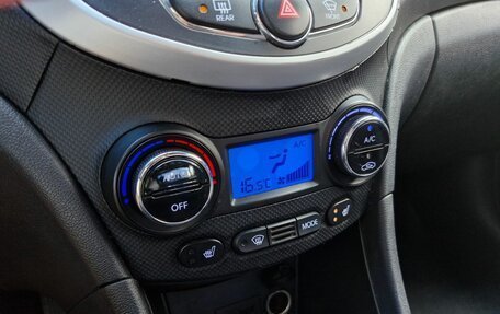 Hyundai Solaris II рестайлинг, 2013 год, 696 000 рублей, 3 фотография
