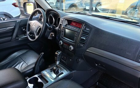 Mitsubishi Pajero IV, 2012 год, 2 105 140 рублей, 6 фотография