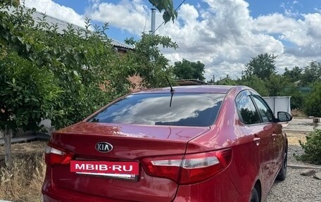 KIA Rio III рестайлинг, 2014 год, 830 000 рублей, 2 фотография
