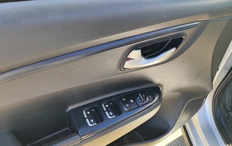 KIA Rio IV, 2021 год, 1 410 000 рублей, 13 фотография