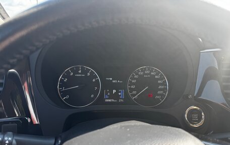 Mitsubishi Outlander III рестайлинг 3, 2019 год, 2 300 000 рублей, 17 фотография