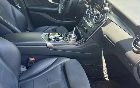 Mercedes-Benz GLC, 2018 год, 4 500 000 рублей, 4 фотография