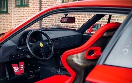 Ferrari F40, 1989 год, 360 000 000 рублей, 4 фотография