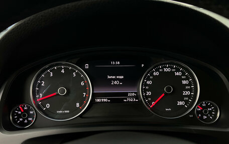 Volkswagen Touareg III, 2012 год, 1 900 000 рублей, 13 фотография