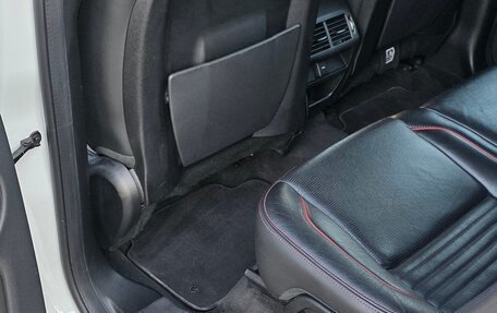 Land Rover Discovery Sport I рестайлинг, 2019 год, 4 100 000 рублей, 15 фотография