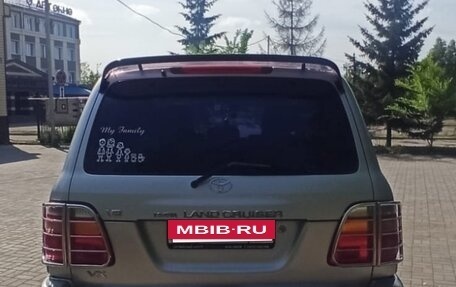Toyota Land Cruiser 100 рестайлинг 2, 2001 год, 1 550 000 рублей, 5 фотография