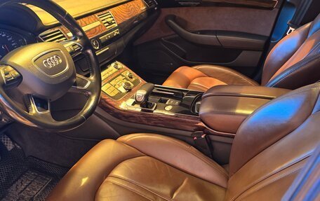 Audi A8, 2011 год, 1 550 000 рублей, 3 фотография