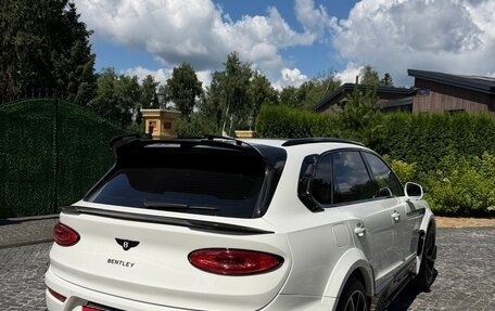 Bentley Bentayga I, 2018 год, 23 500 000 рублей, 7 фотография