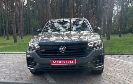 Volkswagen Touareg III, 2021 год, 5 900 000 рублей, 1 фотография