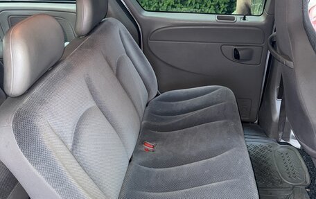 Dodge Caravan IV, 2002 год, 439 000 рублей, 22 фотография