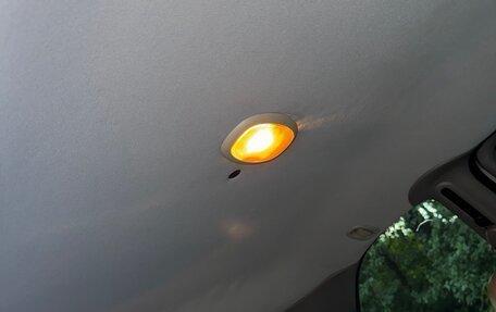 Dodge Caravan IV, 2002 год, 439 000 рублей, 23 фотография