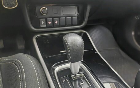 Mitsubishi Outlander III рестайлинг 3, 2020 год, 1 999 000 рублей, 13 фотография