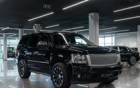 Chevrolet Tahoe III, 2013 год, 1 850 000 рублей, 2 фотография