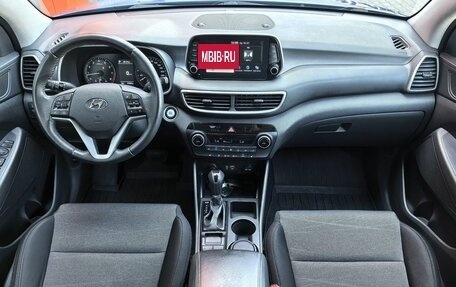 Hyundai Tucson III, 2019 год, 2 399 000 рублей, 6 фотография