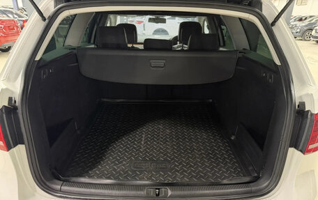Volkswagen Passat B7, 2011 год, 1 060 000 рублей, 13 фотография