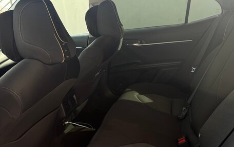 Toyota Camry, 2021 год, 2 300 000 рублей, 7 фотография