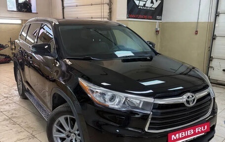 Toyota Highlander III, 2014 год, 2 550 000 рублей, 9 фотография