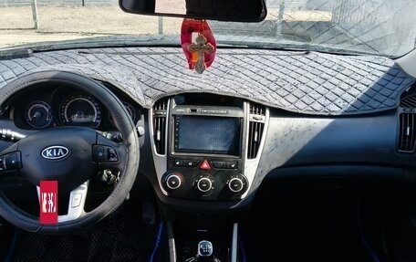 KIA cee'd I рестайлинг, 2011 год, 800 000 рублей, 22 фотография