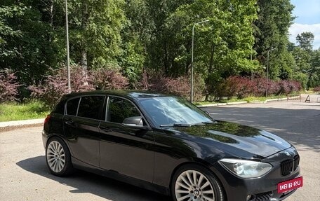 BMW 1 серия, 2011 год, 990 000 рублей, 4 фотография