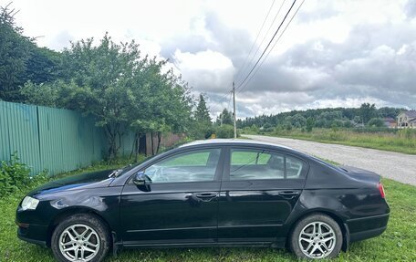 Volkswagen Passat B6, 2008 год, 590 000 рублей, 2 фотография