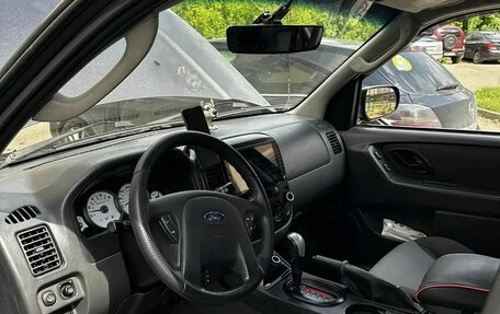Ford Escape II, 2004 год, 315 000 рублей, 2 фотография
