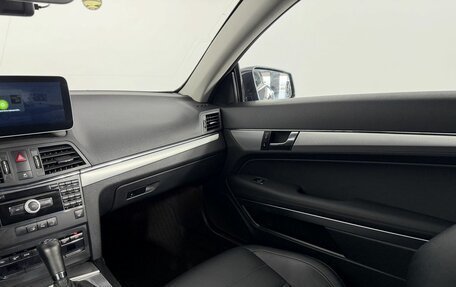 Mercedes-Benz E-Класс, 2010 год, 2 330 000 рублей, 28 фотография