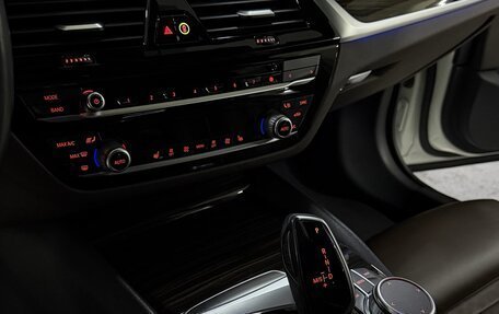 BMW 5 серия, 2020 год, 4 000 000 рублей, 15 фотография