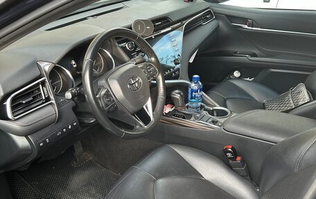 Toyota Camry, 2018 год, 3 600 000 рублей, 6 фотография