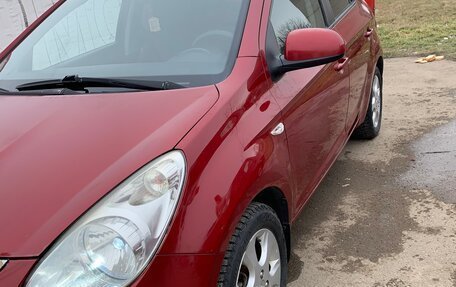Hyundai i20 IB рестайлинг, 2010 год, 680 000 рублей, 3 фотография